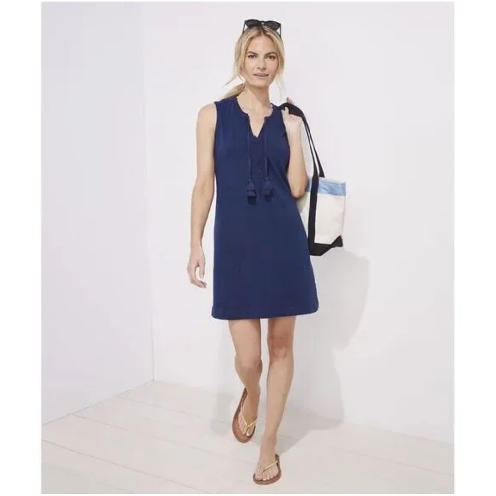 Vineyard Vines OUTLET Sleeveless
Surfside Cover-Up